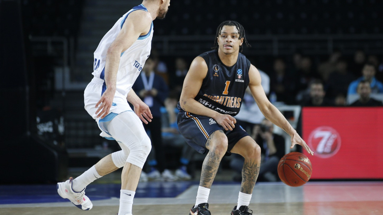 Türk Telekom evinde kazandı