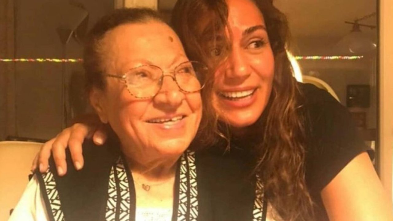 Özge Borak'ın acı günü. Gözyaşlarını tutamadı