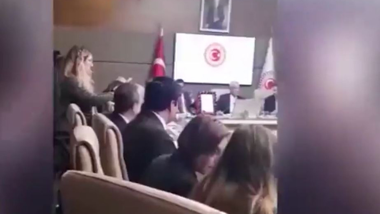 Meclis'te büyük skandal. AKP'li vekil CHP'li vekile su fırlatıp küfür etti