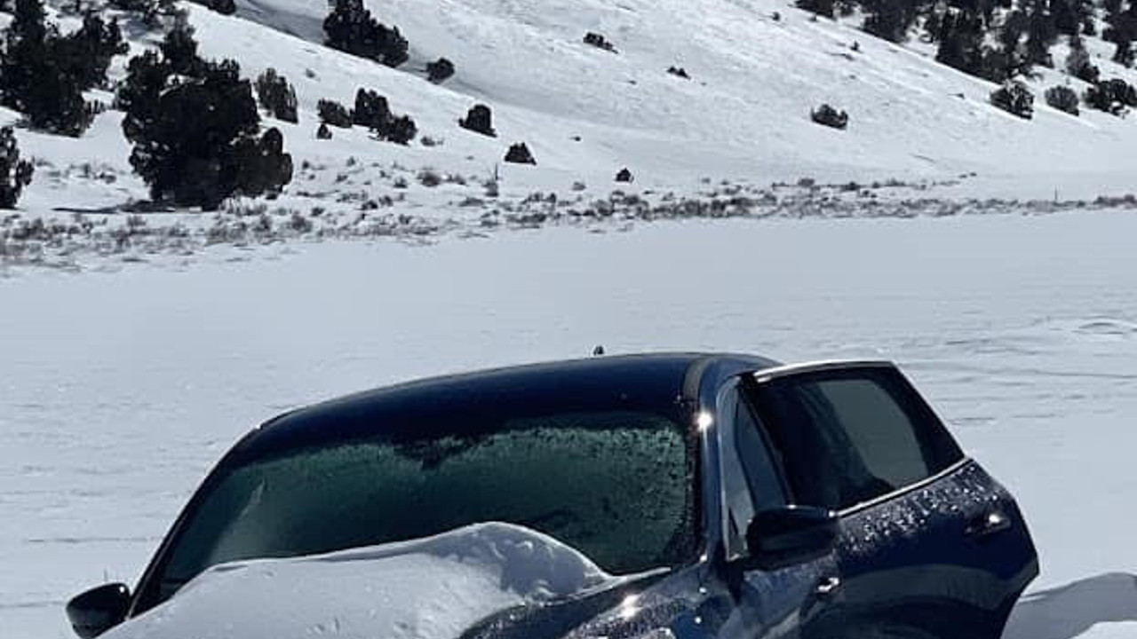 Aracı kara saplanan 81 yaşındaki sürücü 6 gün sonra kurtarıldı