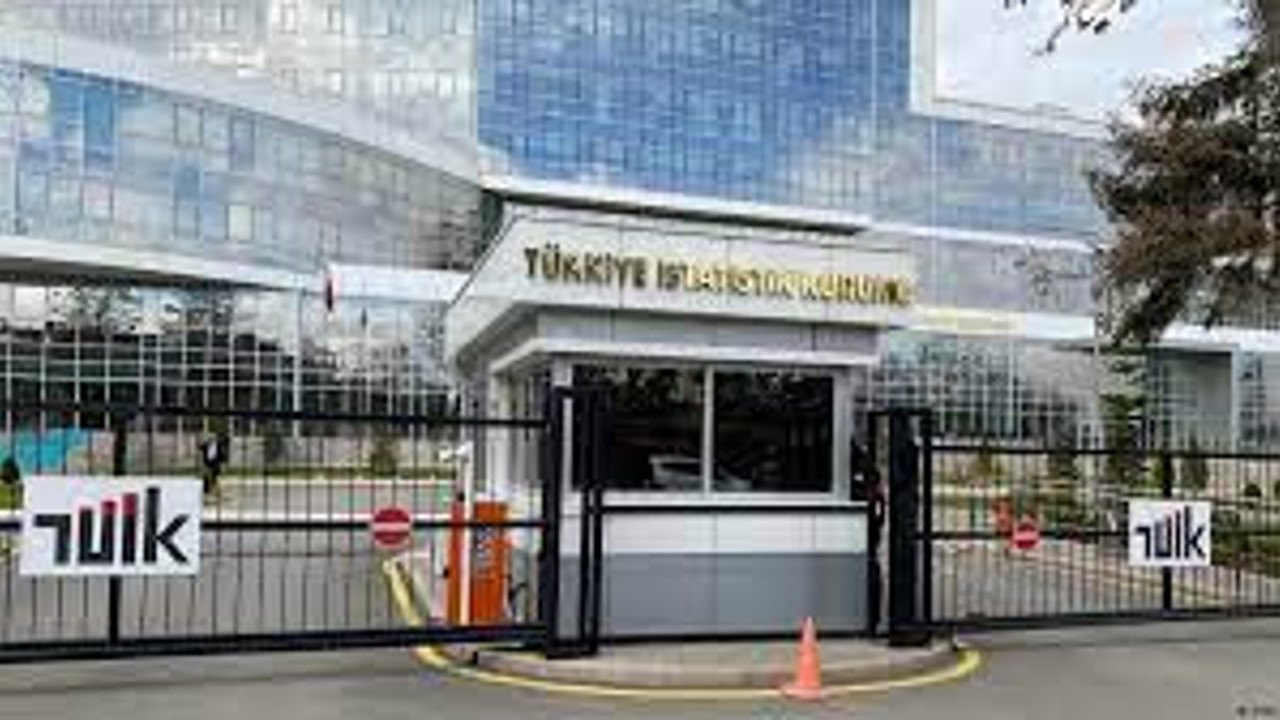 TÜİK işsizliği düşürdü. Eee seçim yaklaşıyor tabii