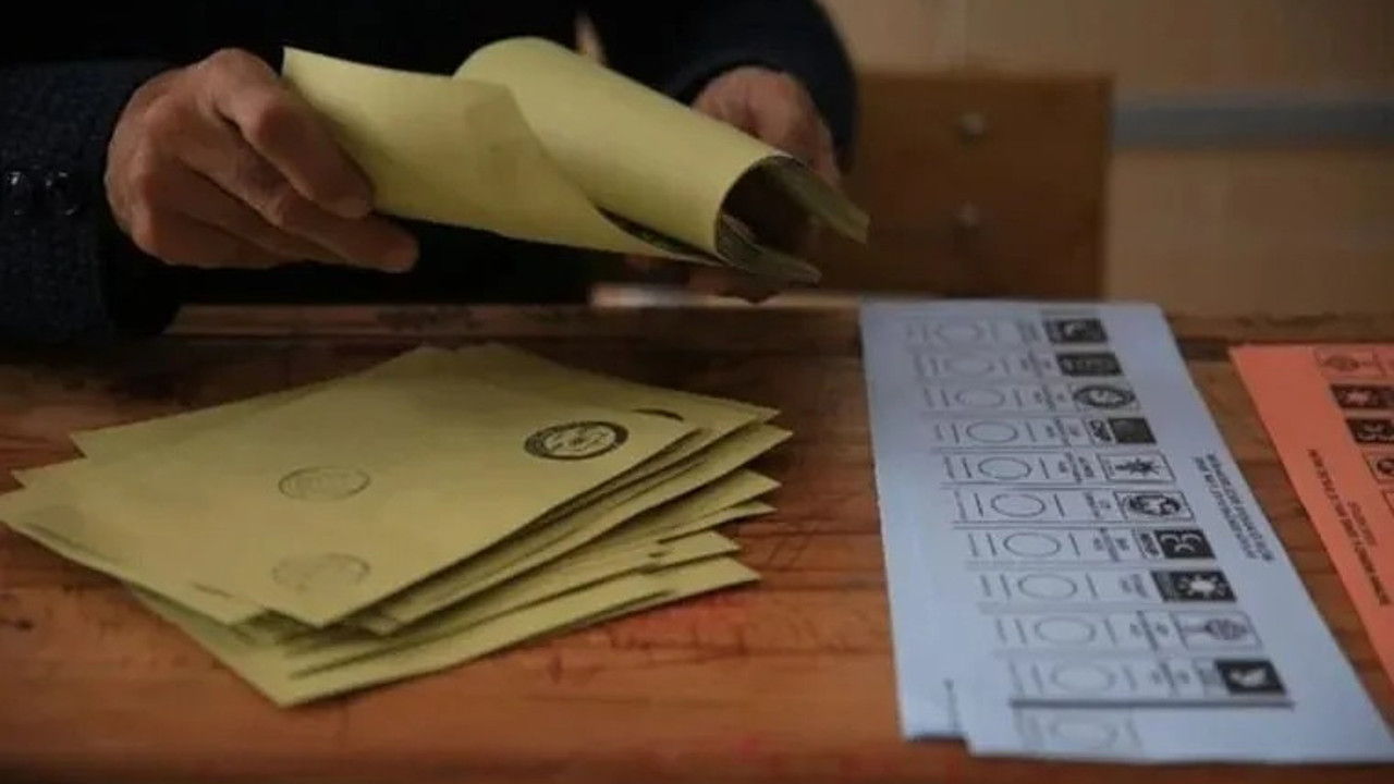 Yeni anketin sonuçları yayınlandı. İlk turda kazanıyor