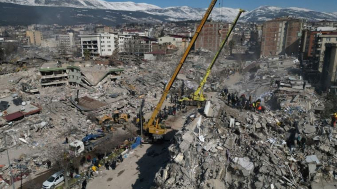 Depremde çadır satan Kızılay'dan sonra AFAD'ın vicdansızlığı ortaya çıktı: Bu kez vinç ticareti