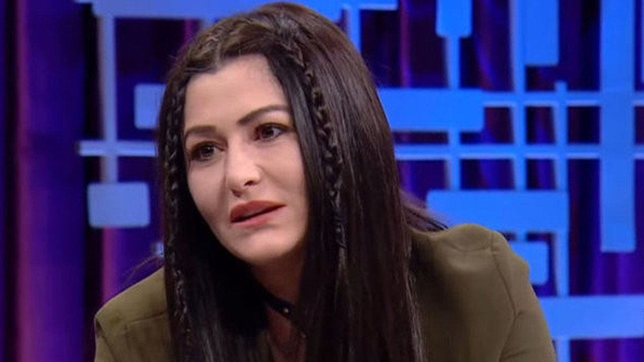 Oyuncu Deniz Çakır: Belediyeler mahalle baskısı yüzünden sahne vermiyor