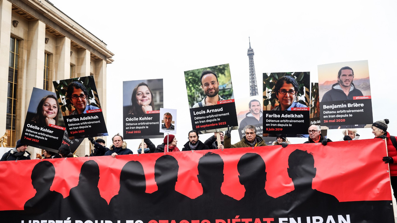 Fransa, İran’ı Viyana Sözleşmesi'ni ihlal etmekle suçladı