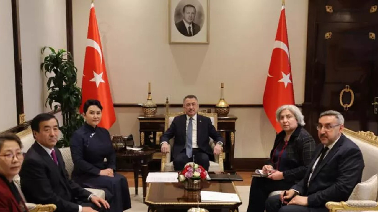 Cumhurbaşkanı Yardımcısı Oktay Moğolistan Dışişleri Bakanı Battsetseg'i kabul etti