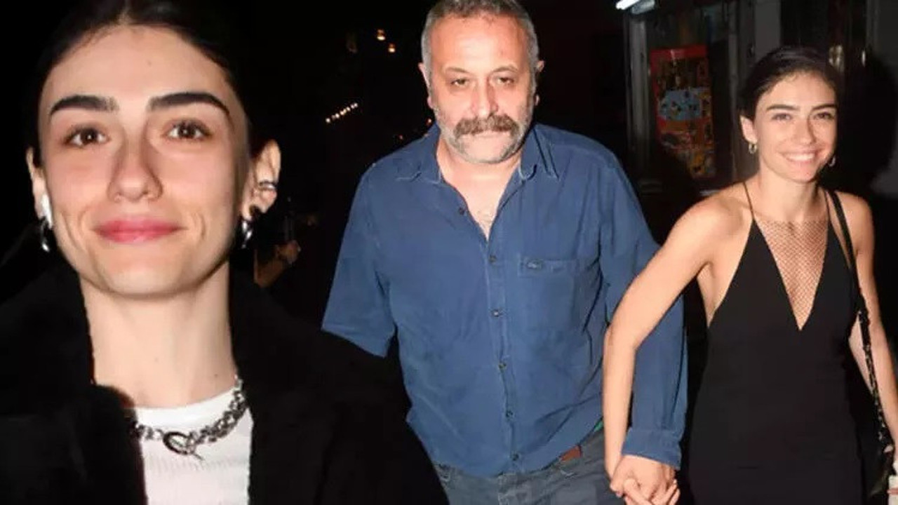 Onur Ünlü ve Hazar Ergüçlü aynı evde yaşamaya devam ediyor. Ayrılsak da beraberiz