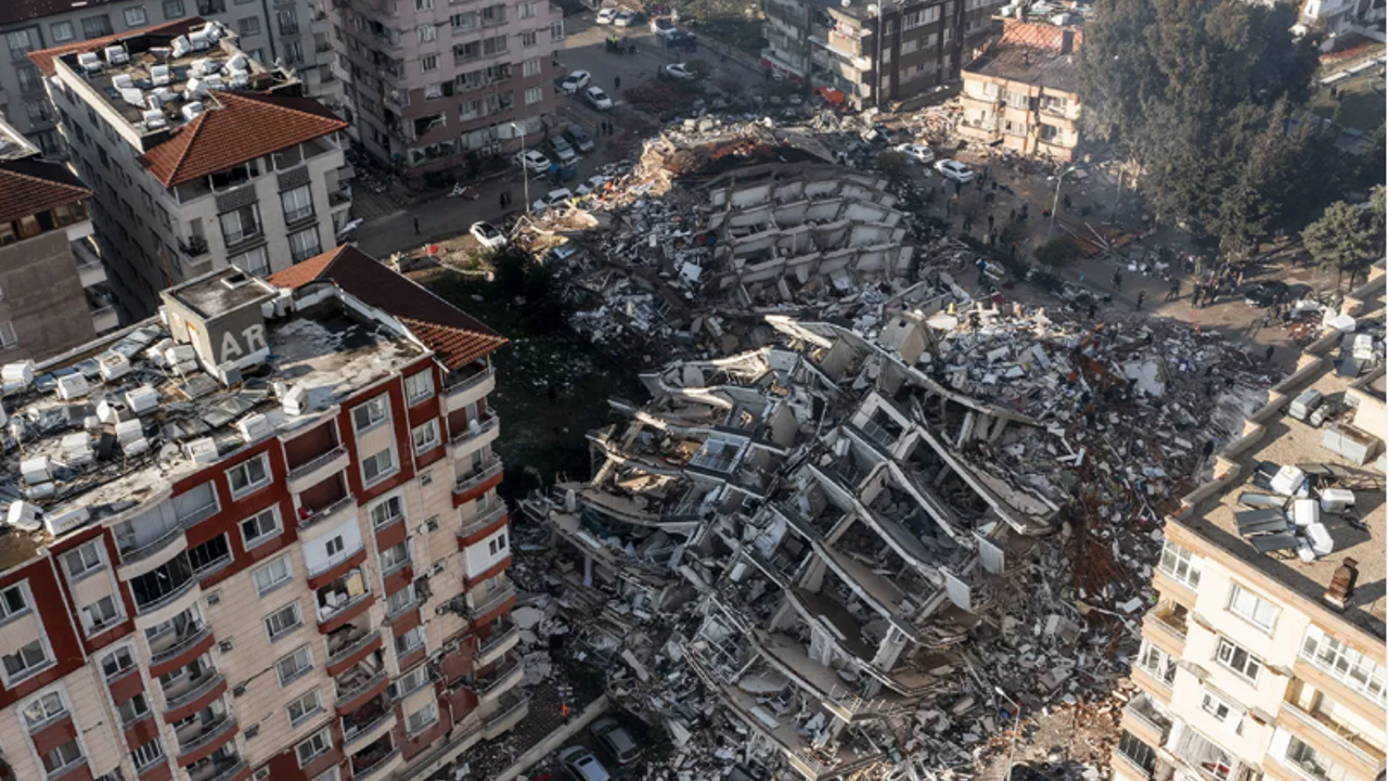 Deprem bölgesine giden Japonlar şaştı kaldı. Ovaya inşaat iznine inanamadılar