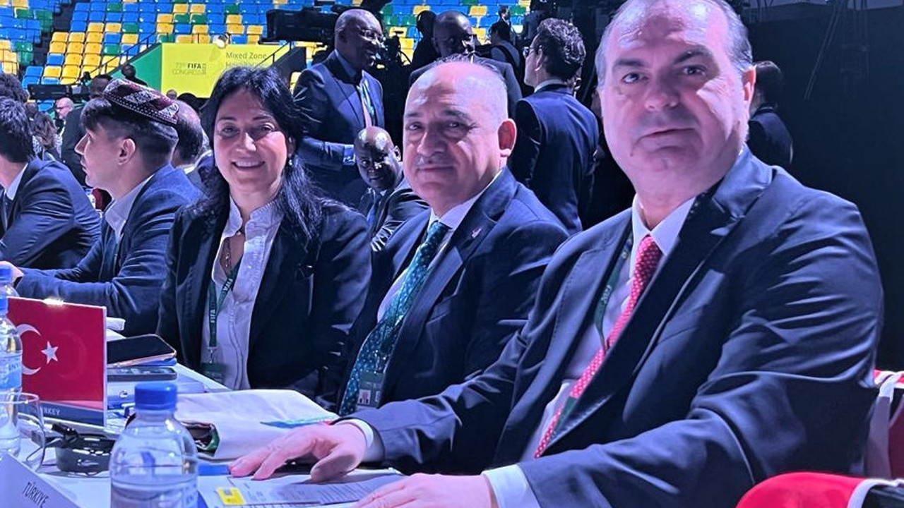 TFF Başkanı Ruanda'da. FIFA kongresinden paylaştı