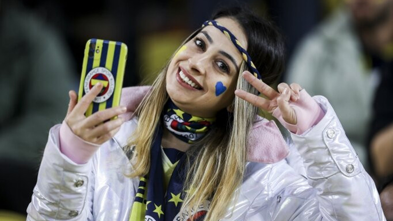 Valencia attı. Saracoğlu Stadı yıkıldı