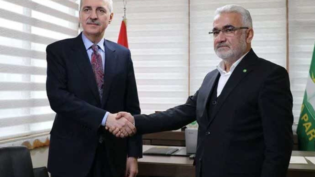 DP’li İlay Aksoy’dan SADAT hatırlatmalı ‘HÜDA PAR’ tepkisi