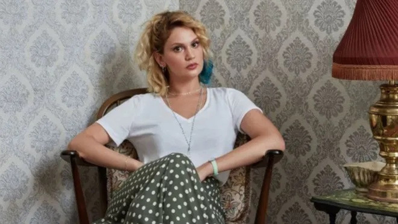 Farah Zeynep Abdullah'a 'Musa Orhan' cezası. Ezgi Mola'ya destek vermişti