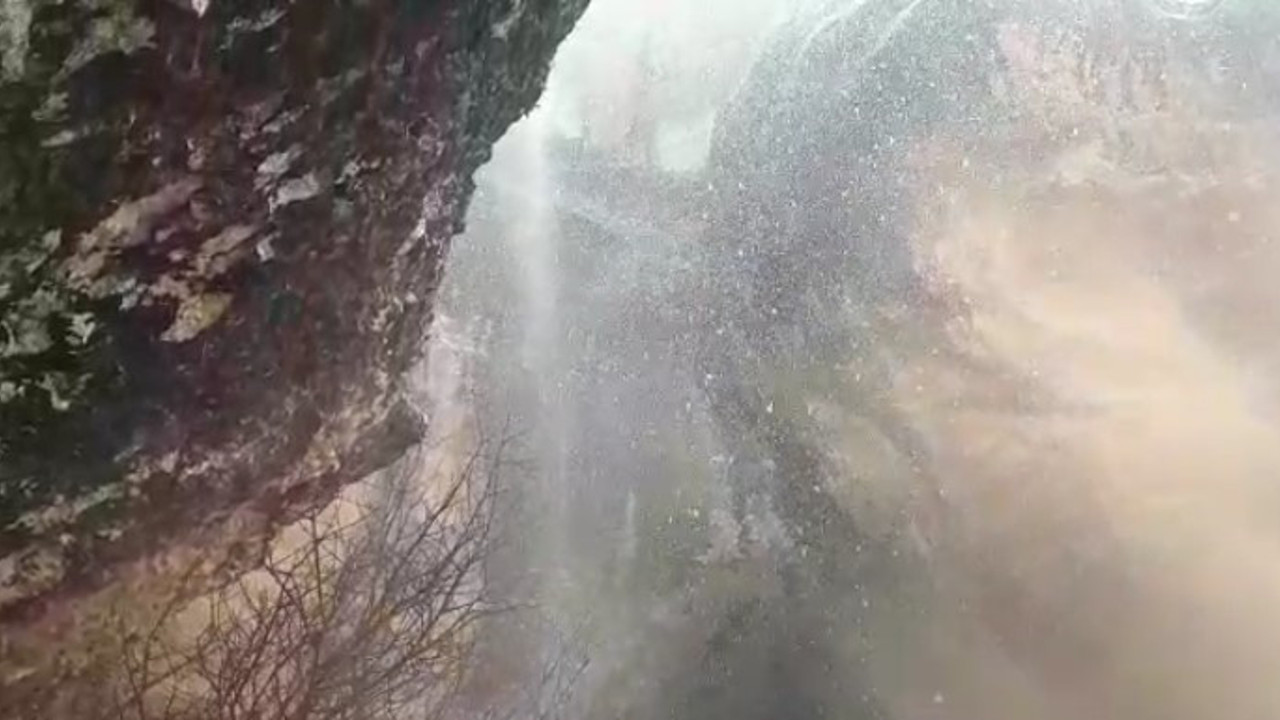 Malatya'da yağışlar şelale oluşturdu