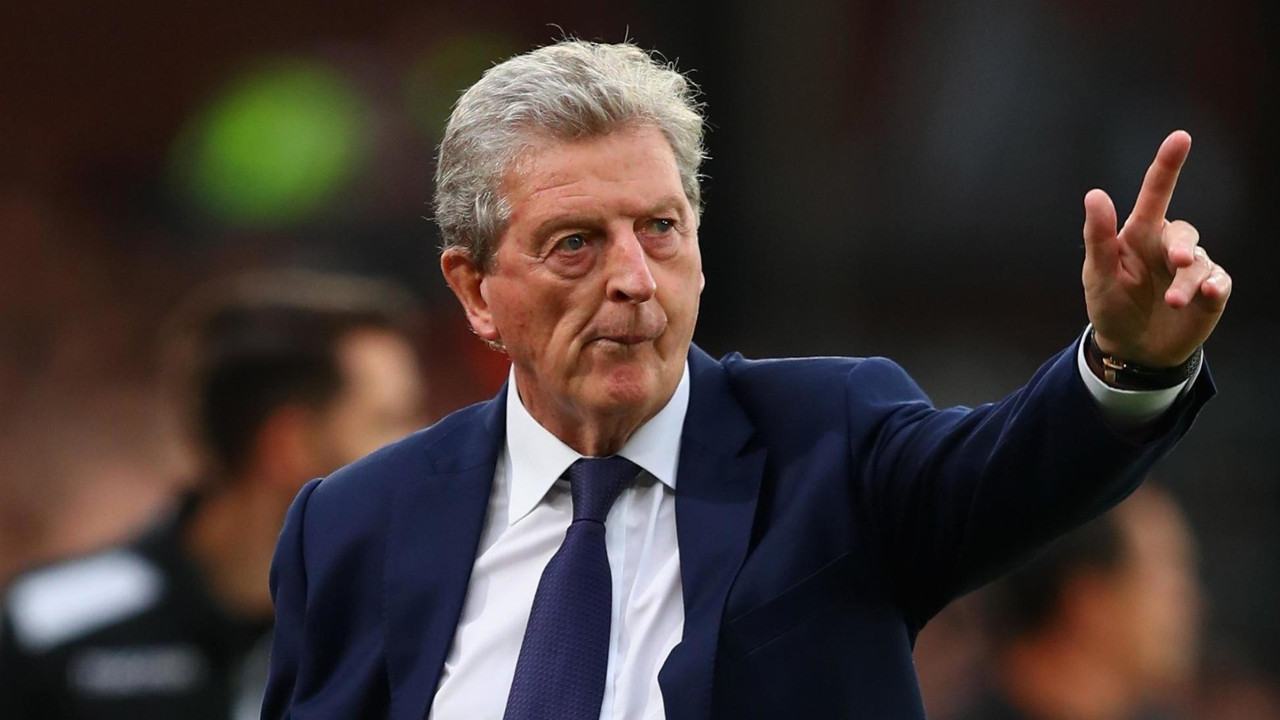 Yaşlı kurt Hodgson 26. imzasını attı