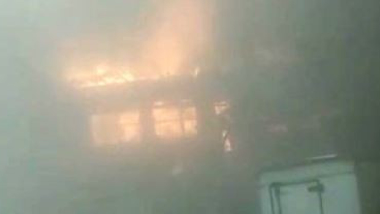 Uludağ yolundaki restoran alev alev yandı