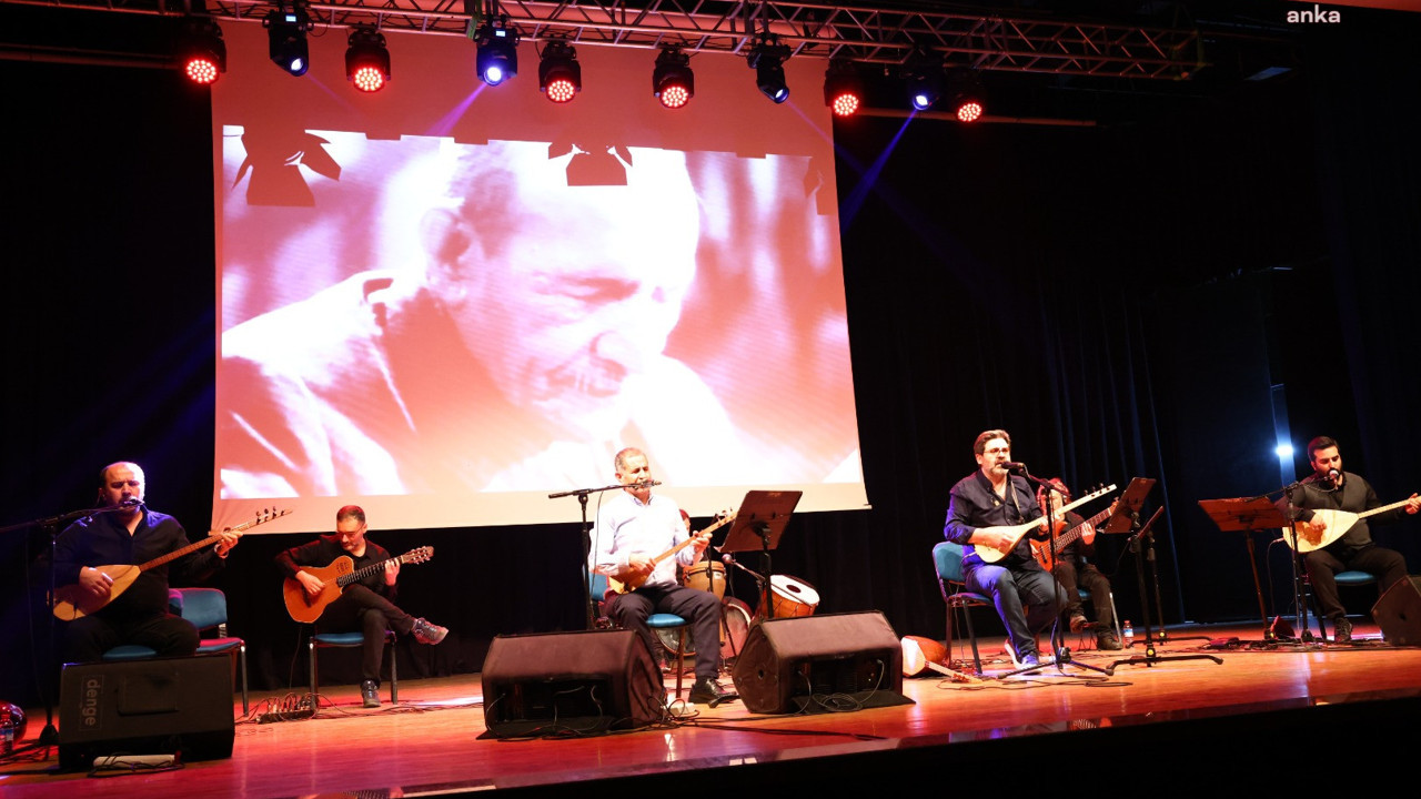 Aşık Veysel ölümünün 50. Yılında türkülerle anıldı