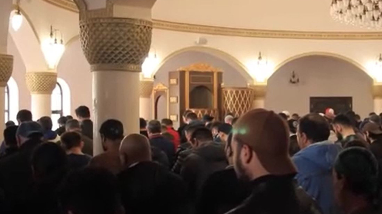 Ukrayna’da Ramazan ayının ilk Cuma namazı