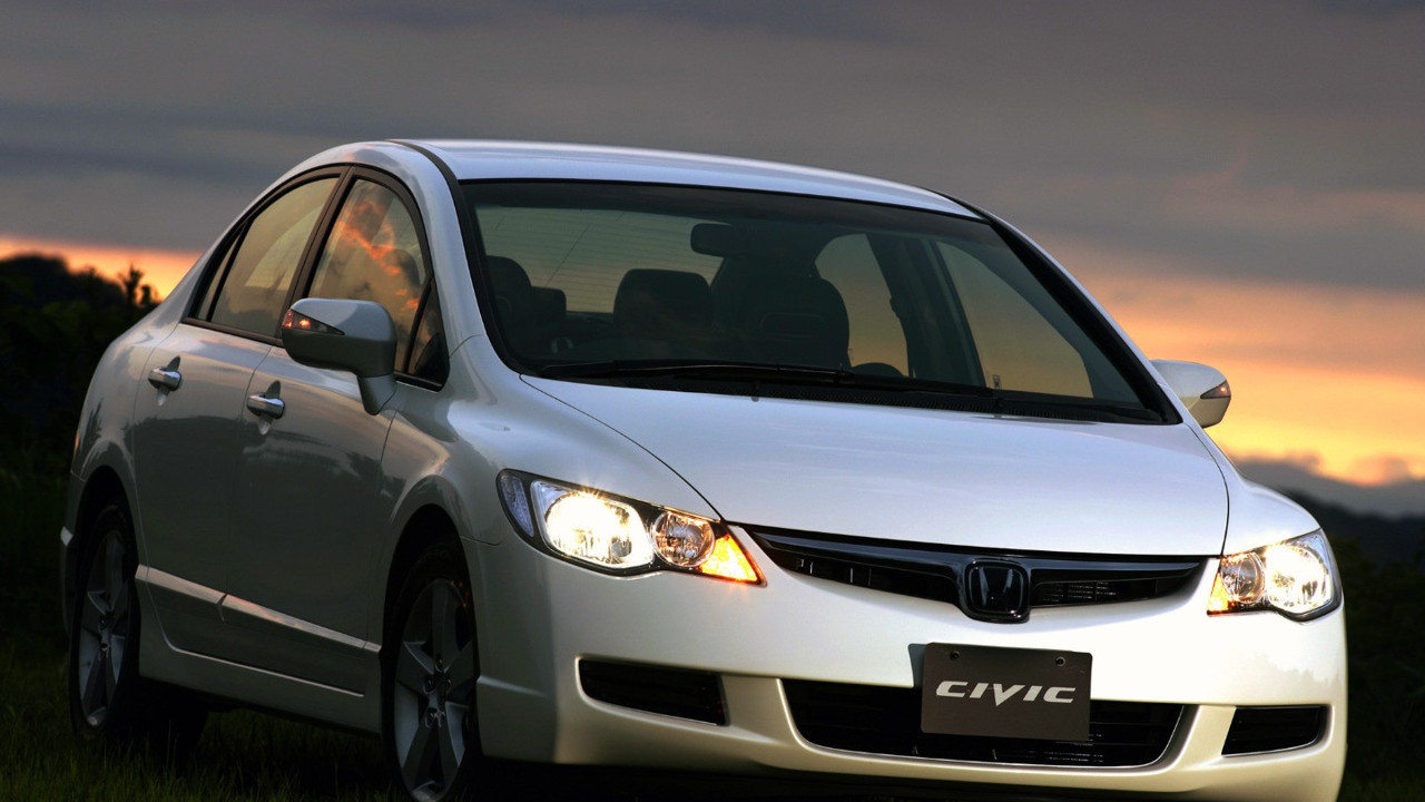 Honda Civic'in zamlı fiyat listesi açıklandı. Sektörde hareketlilik sürüyor