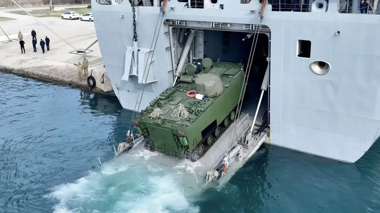 ZAHA'nın Deniz Kuvvetleri'ne teslimatına başlandı