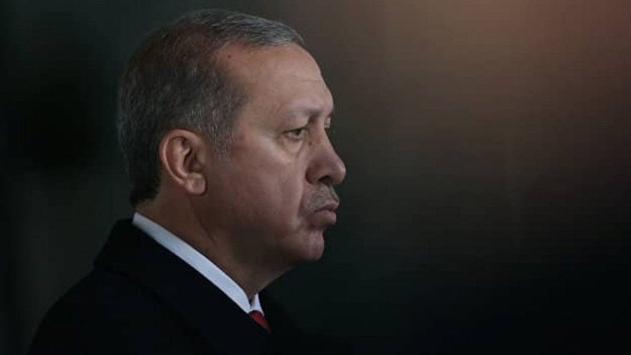 Erdoğan’ın sır küpünden deprem itirafı. Eski bakanın sözleri Saray’da soğuk rüzgarlar estirecek
