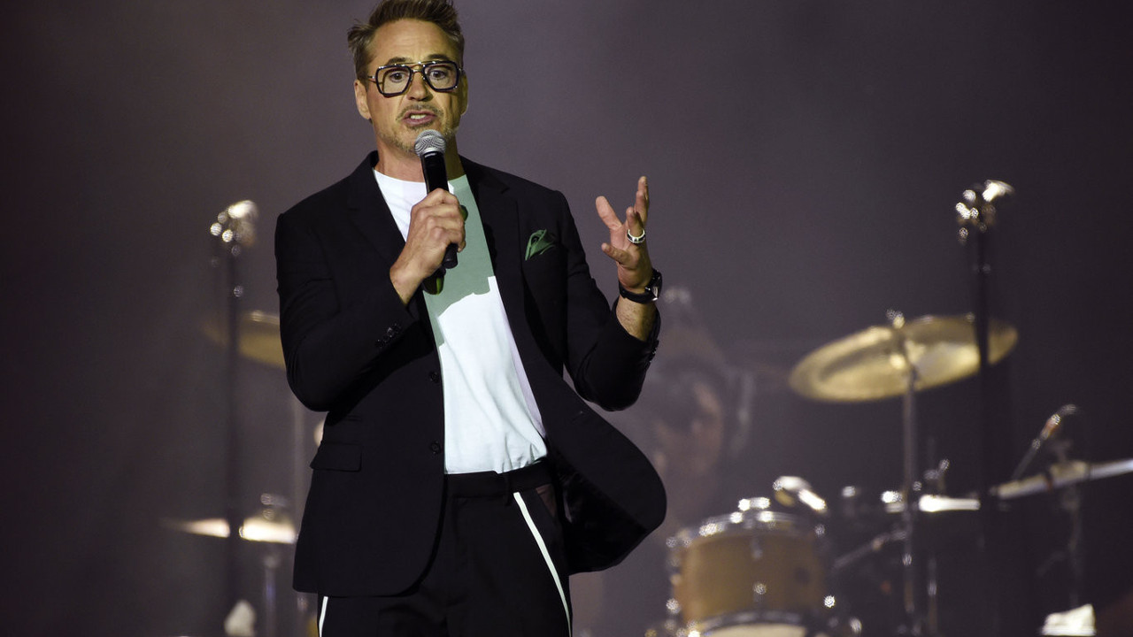 Ünlü Hollywood yıldızının çiğnediği sakız binlerce dolara satışa çıktı