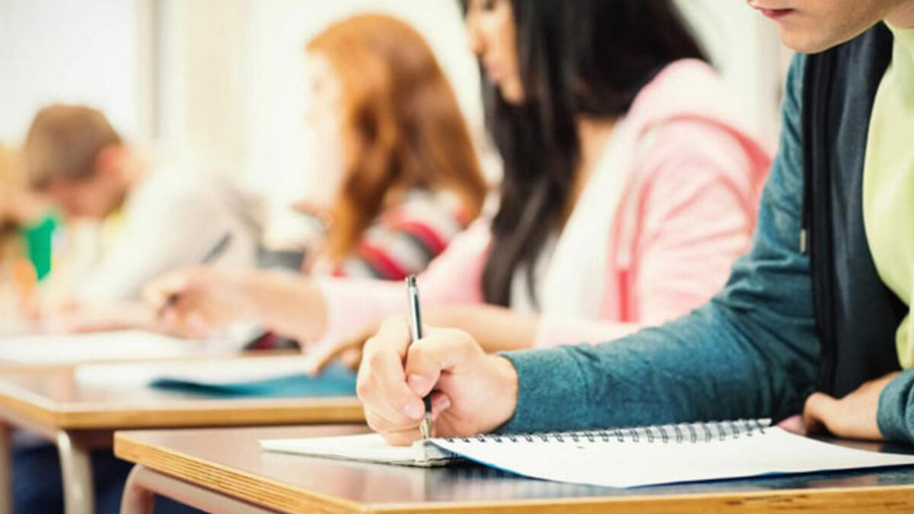 Üniversitelerde yüz yüze eğitim bugün başlıyor. İşte tercihe bağlı sistemin detayları