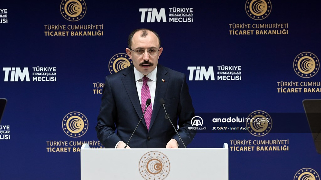 Dış ticarette milyarlarca dolar açık. Bakan Muş ihracatın patladığını söyledi ama
