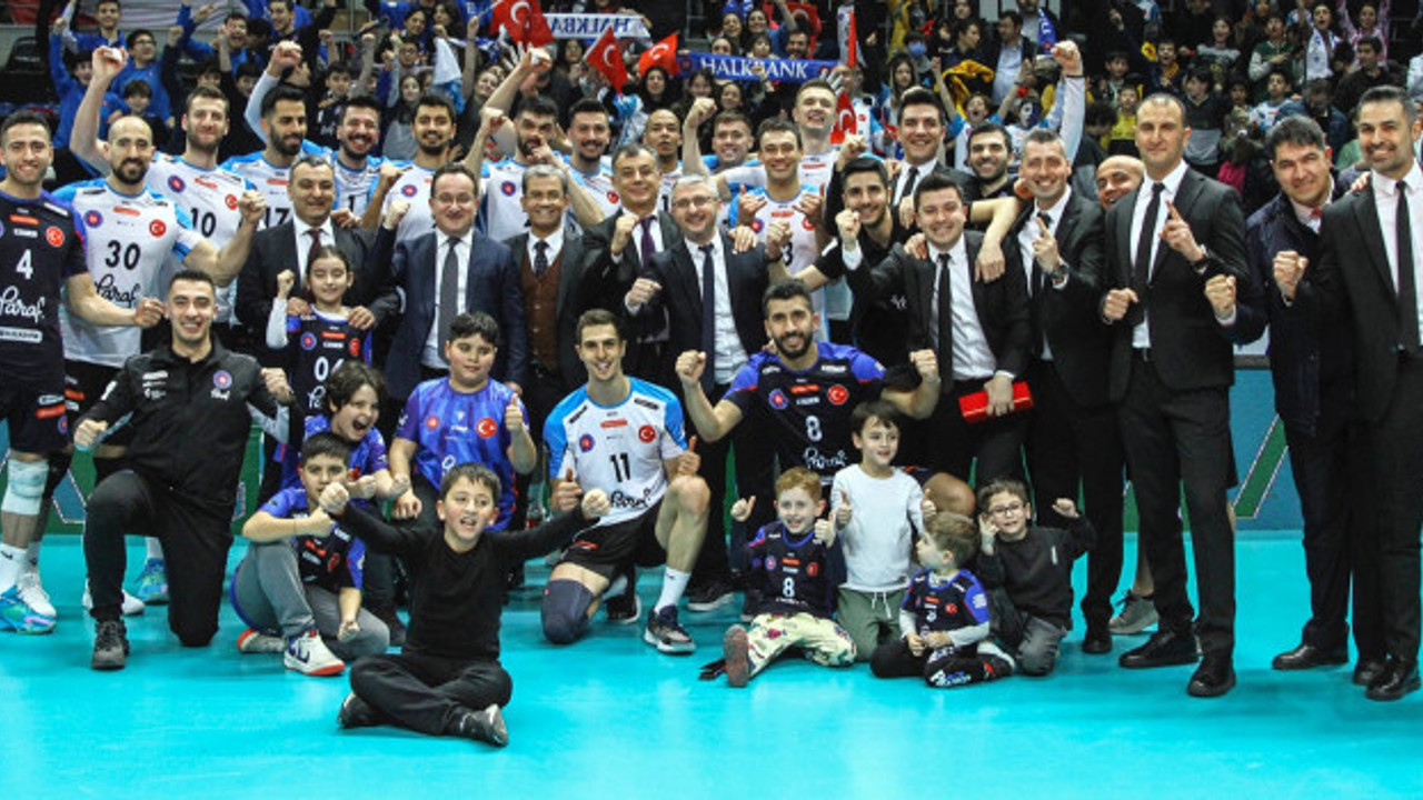 Halkbank final kovalıyor. Temsilcimiz Polonya'da tur peşinde