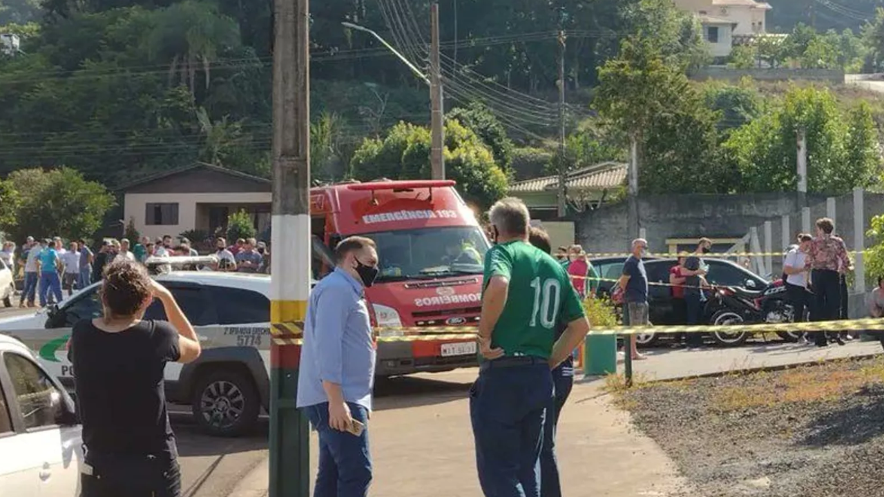 Brezilya'da anaokuluna saldırı: 3'ü çocuk 4 kişi hayatını kaybetti