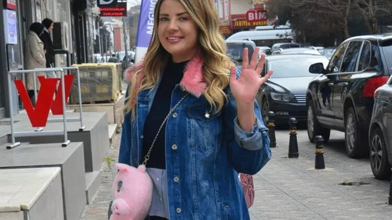 Eski Türkiye güzeli Esra Sönmezer'e yapımcıdan ‘kilo ver’ baskısı