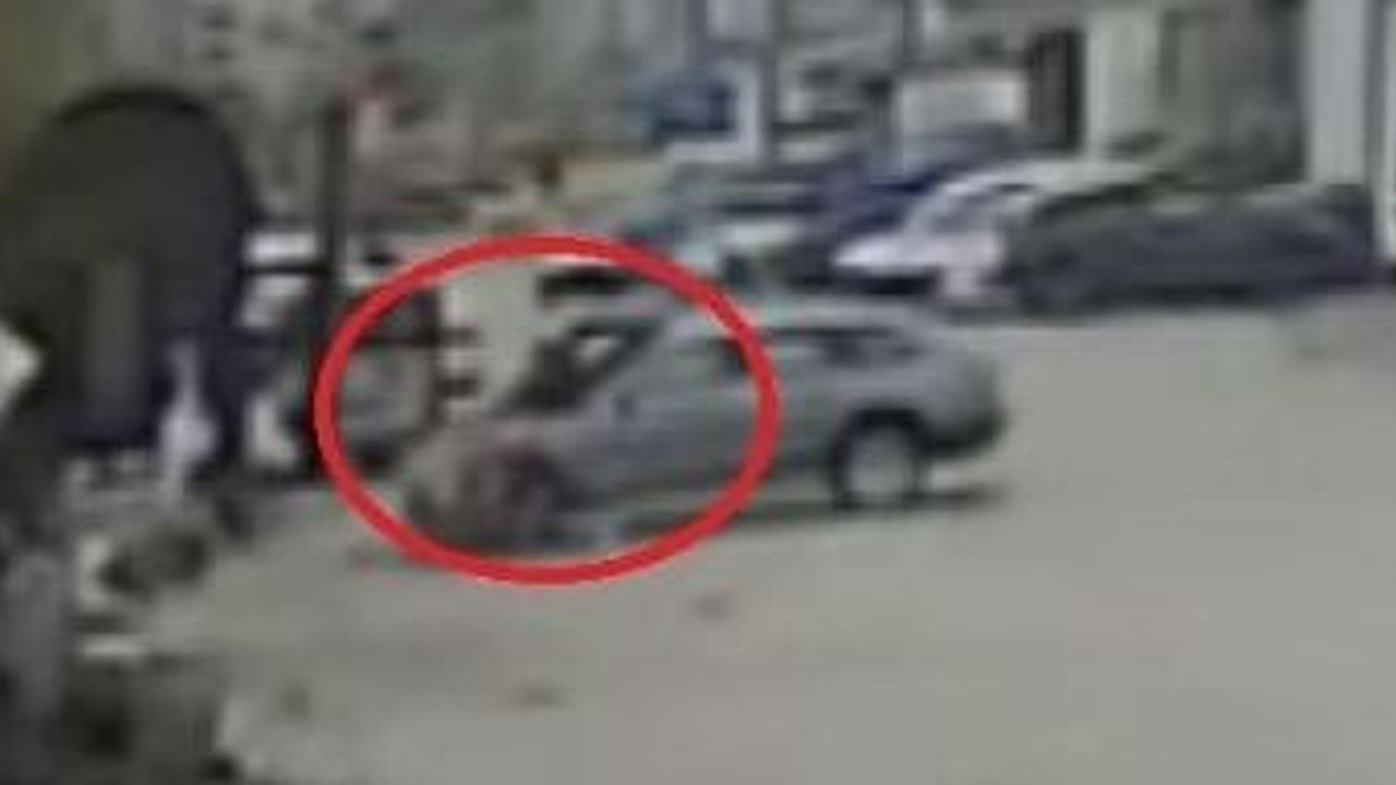 Motosikletli kurye havaya uçtu