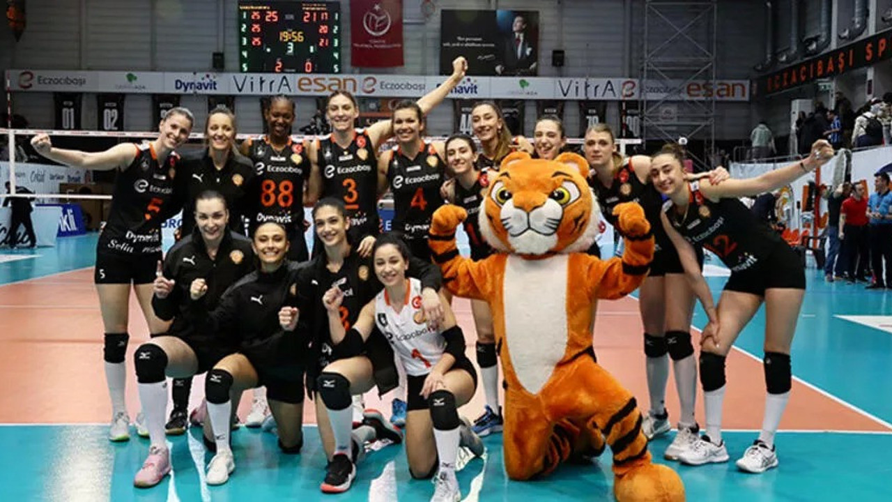 Eczacıbaşı Çukurova'ya set vermedi