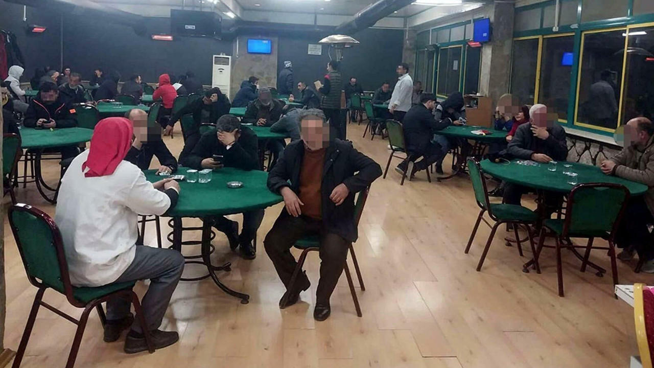 Kumar oynarken yakalananlara ceza yağdı