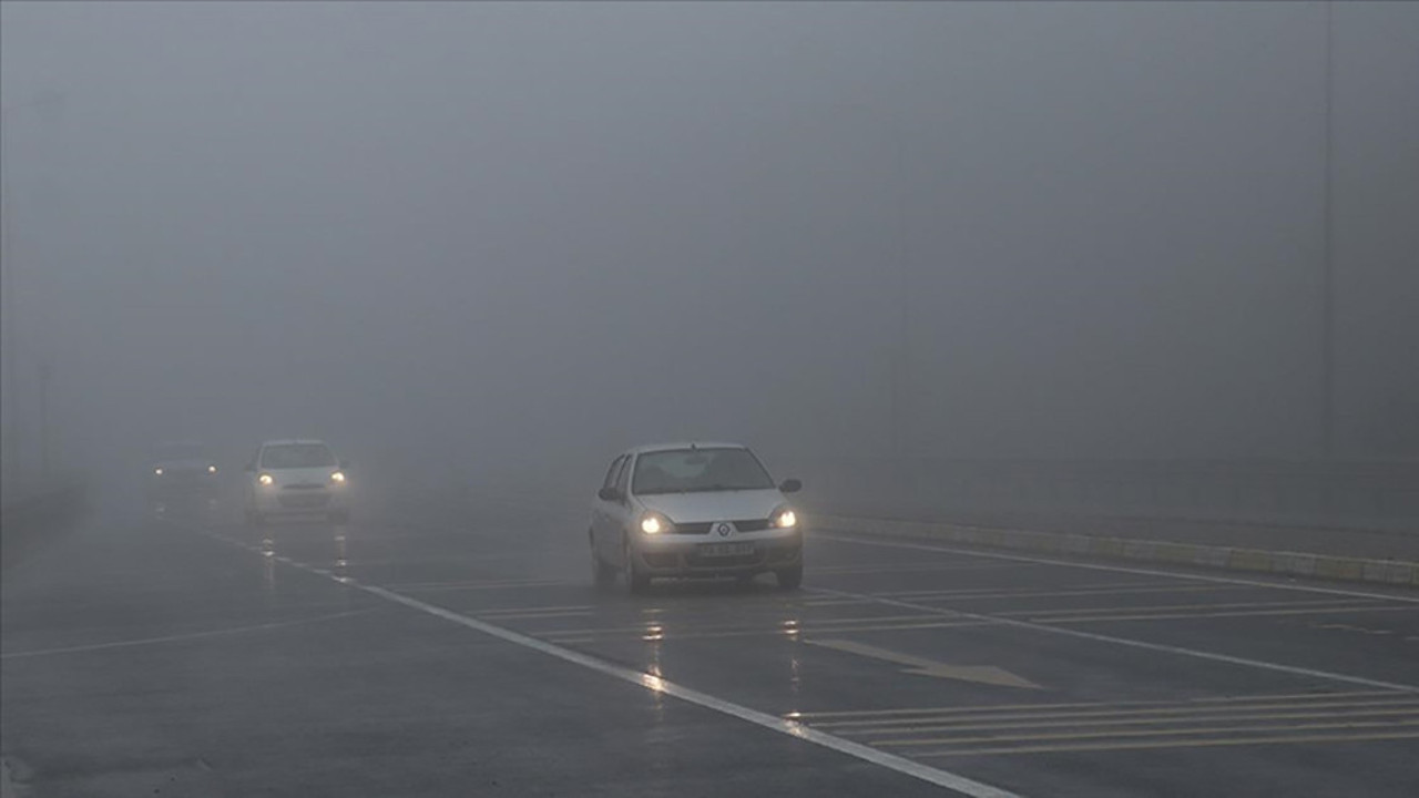 Sürücüler dikkat! Bolu Dağı'nda sis engeli (10 Nisan 2023)