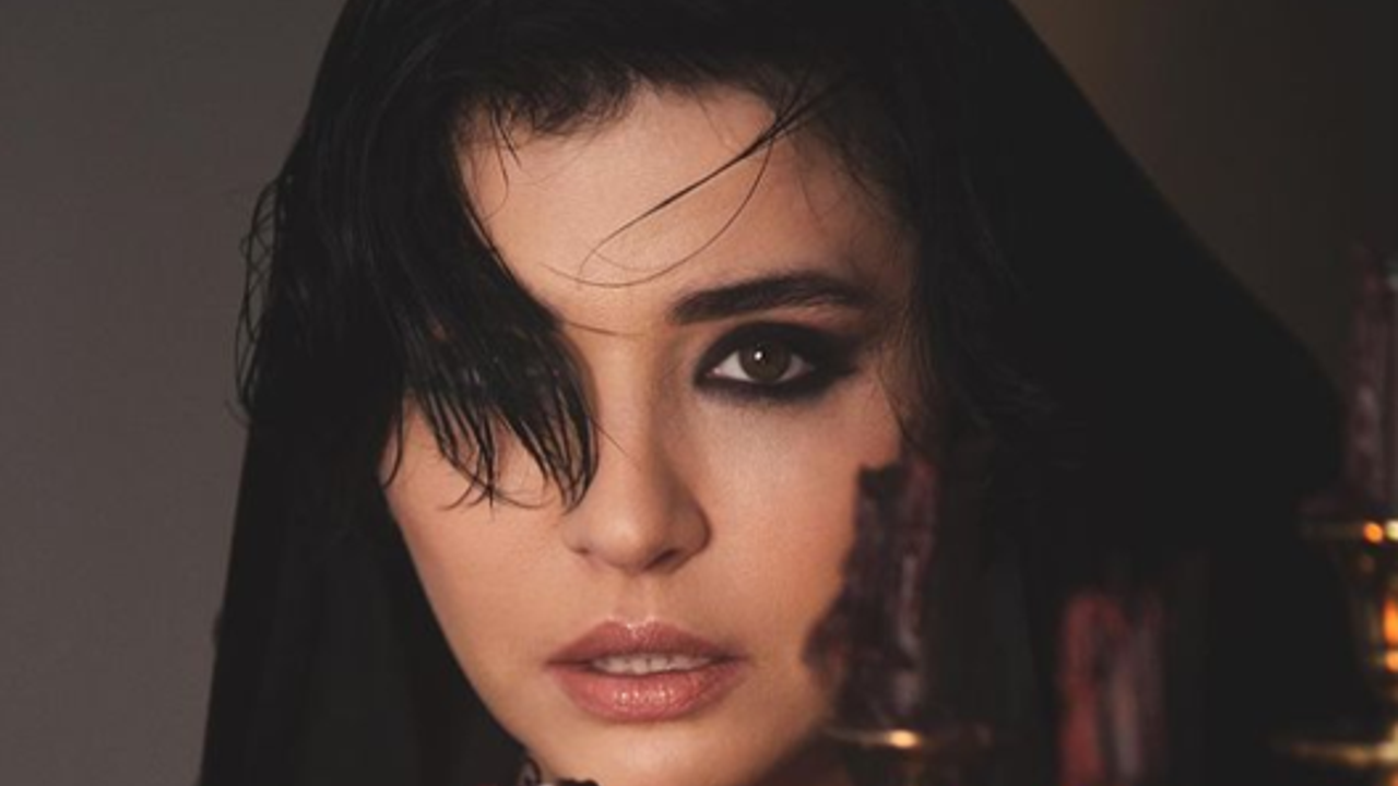 Oyuncu Gonca Vuslateri'nin pozları olay oldu