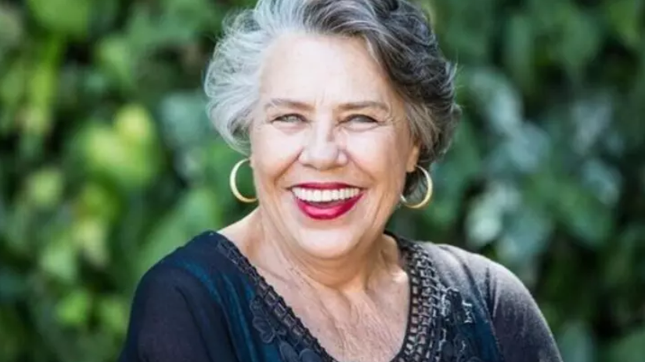 Işıl Yücesoy nostaljik fotoğrafları ile gözleri kamaştırdı. ''Tarih gibi kadınım''demişti