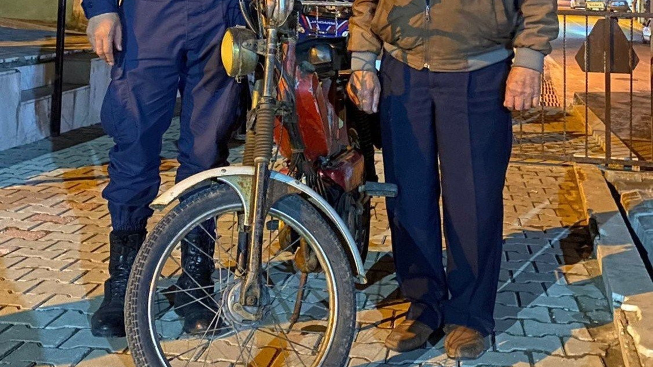 Motosiklet hırsızı jandarma ekiplerine yakalandı