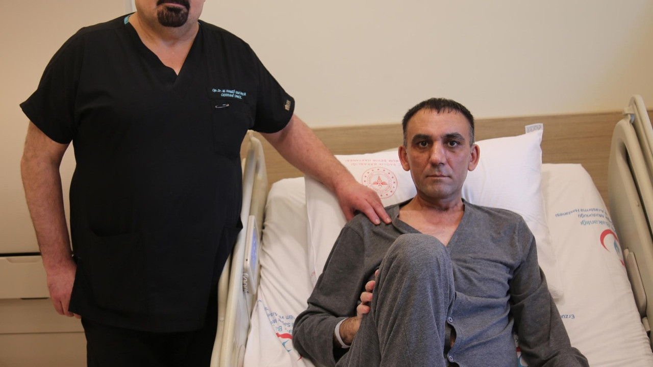 Karnında şişlik şikâyetiyle gitti. Doktorlar hastanın bağırsağından çıkanla şok oldu