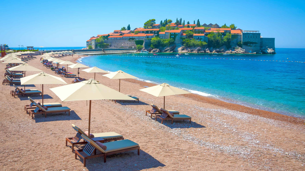 Zenginlerin tatil cenneti Maldivler Türkiye’den ucuz hale geldi. Otel fiyatlarındaki artış yüzde 100’ün üzerinde