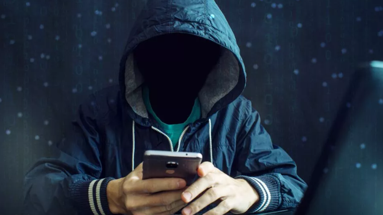 Rusların sosyal medyayı nasıl manipüle ettiği ortaya çıktı. Akıl almaz yöntemleri ABD’nin istihbarat raporuna yansıdı