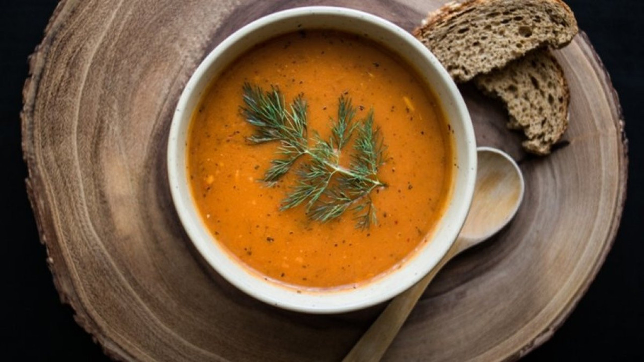 Tarhana çorbası nasıl yapılır? Tarhana çorbası tarifinin malzemeleri neler?