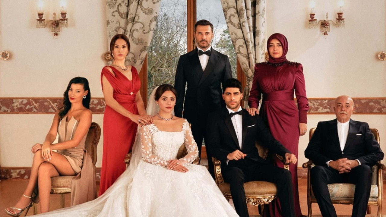 Kızılcık Şerbeti’nin seti durdu! RTÜK'ün kararı tepkilere yol açmıştı