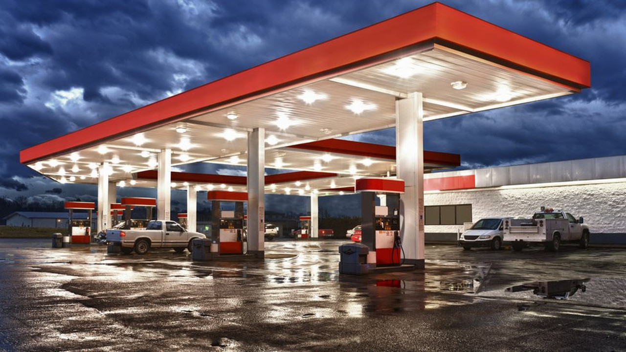 Benzin istasyonlarında cep telefonu kullanmak neden yasaktır