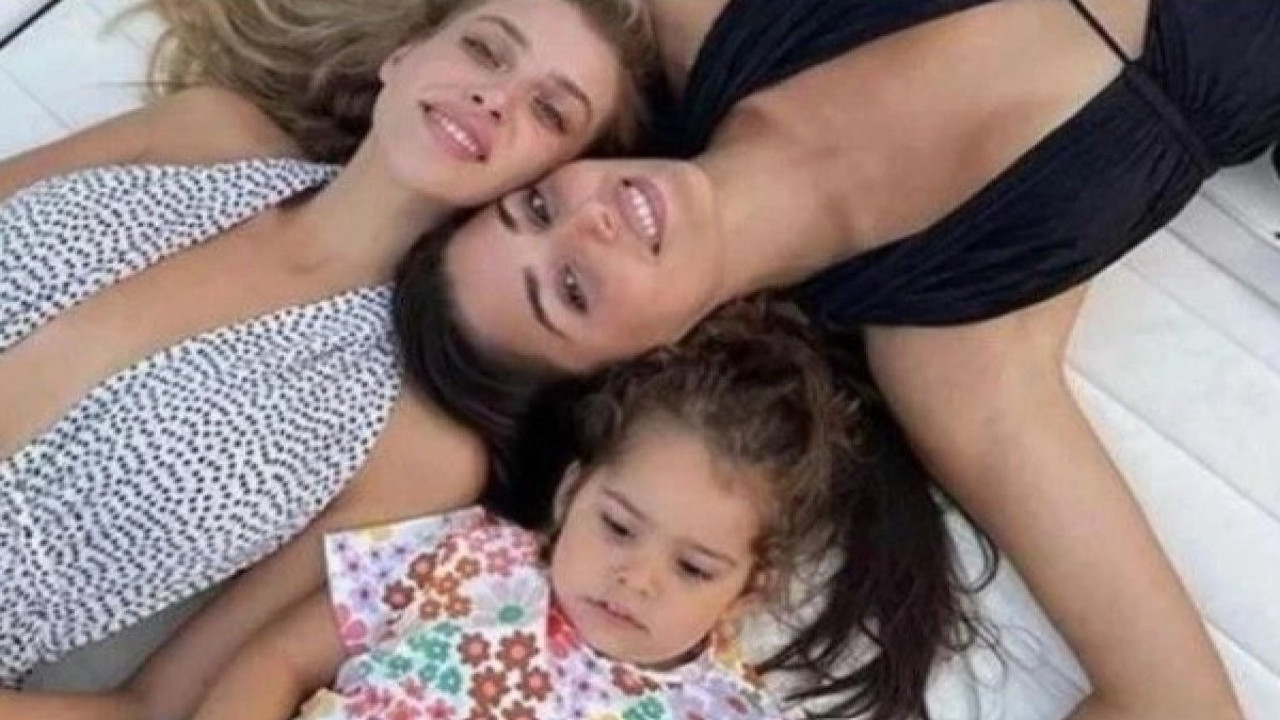 Hande Erçel'in kız kardeşi Gamze Erçel hastaneden paylaştı. İzleyenlerin yüreği dağlandı