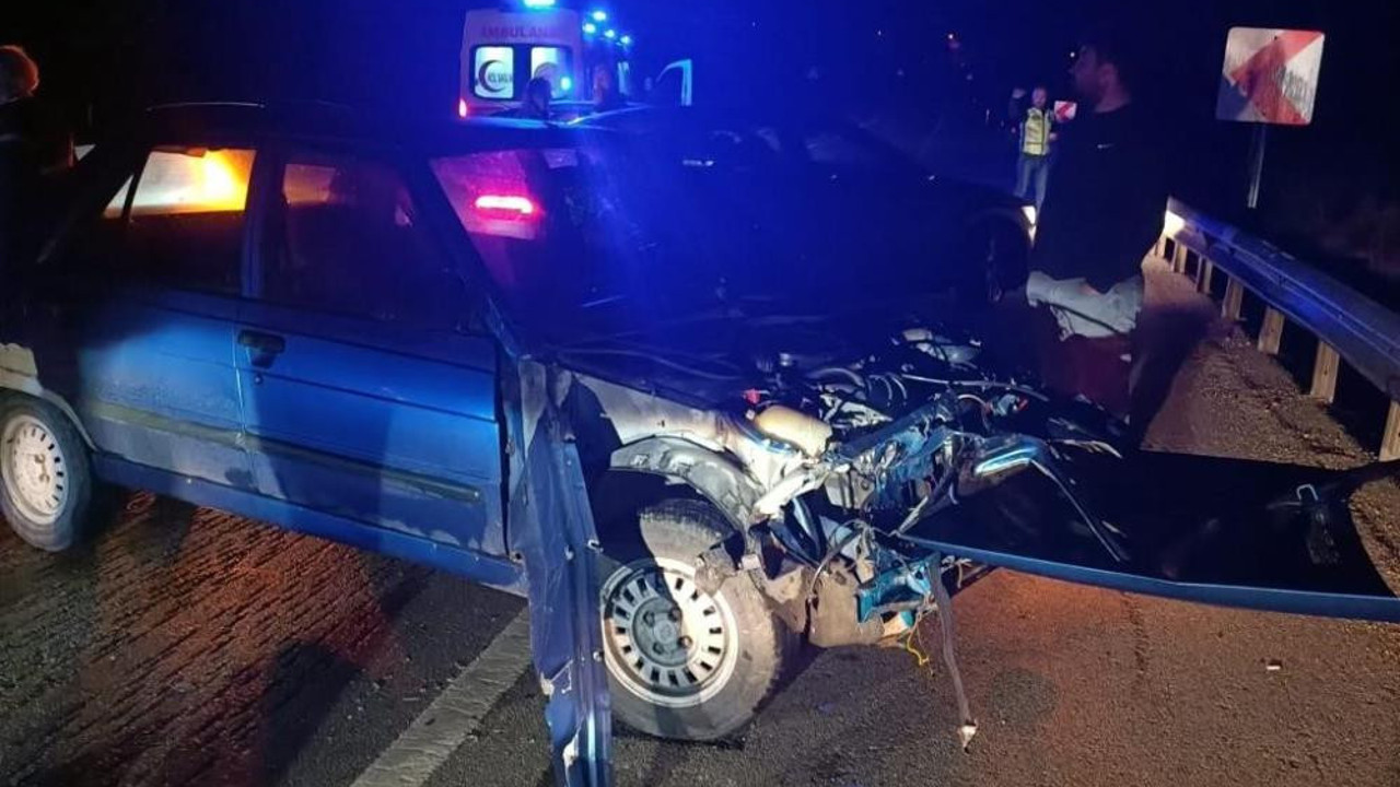 Karabük'te zincirleme kaza! 4 araç hurdaya çıktı