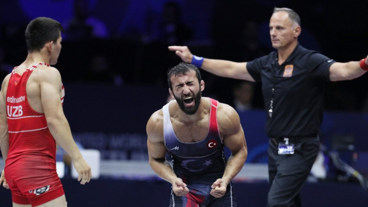 Dünya Şampiyonu Burhan kazanacağı madalyayı ne yapacağını açıkladı