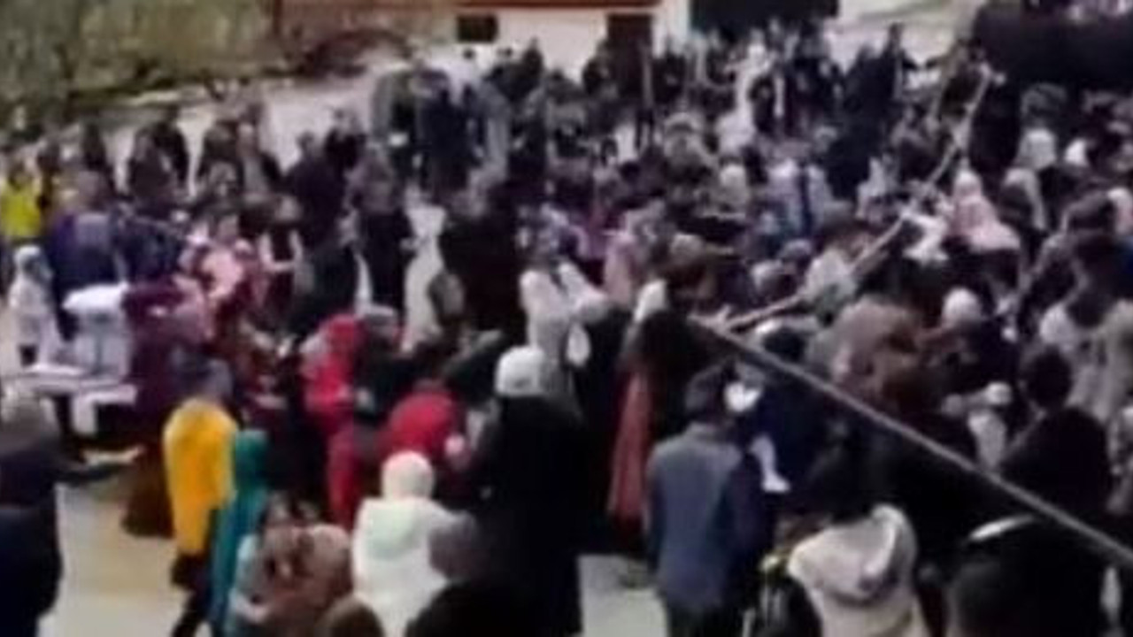 "Ayıp oluyor" dendikçe yumruklar konuştu