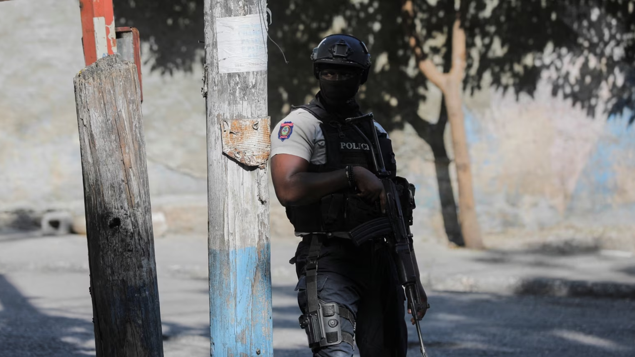 Haiti savaş alanına döndü: 13 kişi yakılarak öldürüldü