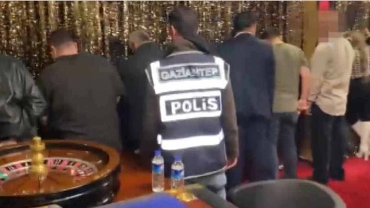 Lüks kumarhaneye polis baskını