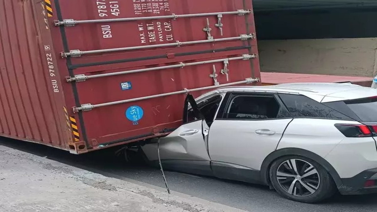 Aracına konteyner düşen Dunston'ın son durumu açıklandı